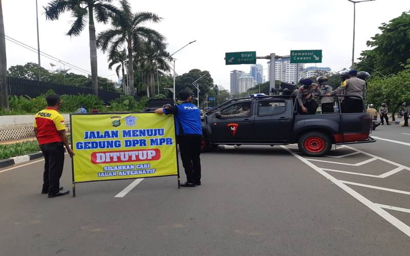  2 Hari Terakhir, Polisi Amankan 400 Orang Penyusup Demo Tolak UU Cipta Kerja   