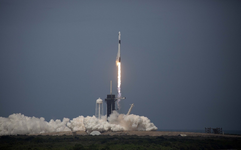SpaceX Jadwal Ulang Peluncuran 60 Setelit Starlink Pekan Ini