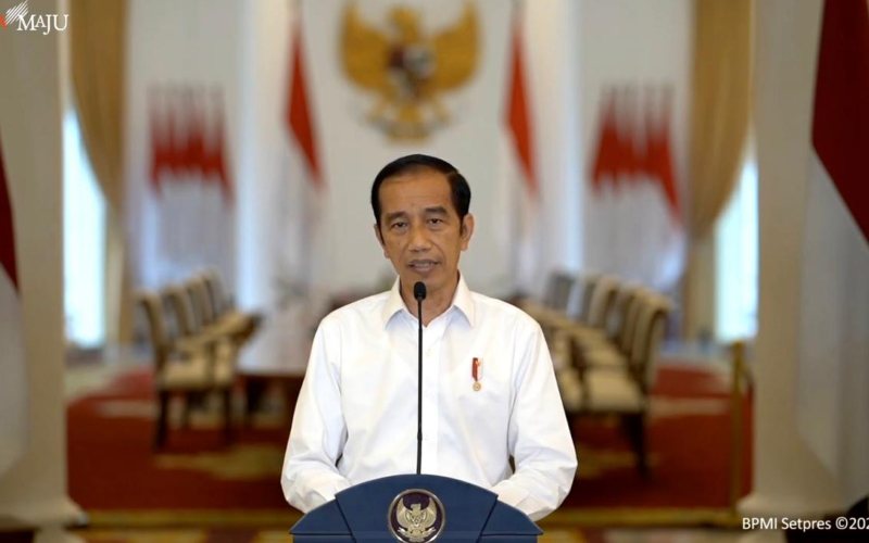  Ditentang Banyak Pihak, Jokowi Kukuh Pertahankan UU Ciptaker. Ini Alasannya