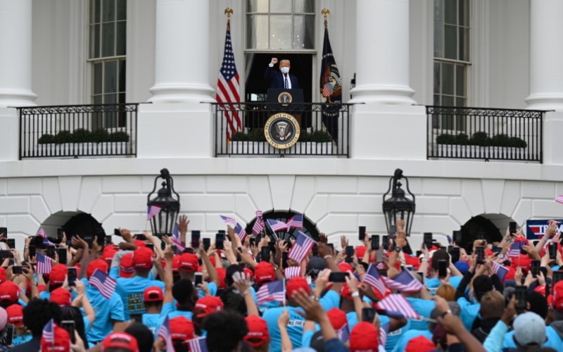  Trump Tampil Perdana di Hadapan Publik setelah Sembuh dari Covid-19