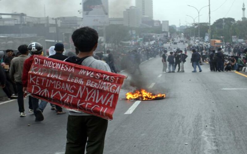  Penangkapan dan Kekerasan Terhadap Dosen saat Demonstrasi UU Cipta Kerja Disesalkan