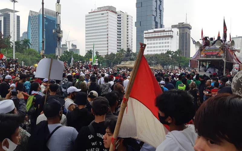  Massa Unjuk Rasa 1310 Bubar, Simpatisan FPI Tenangkan Suasana