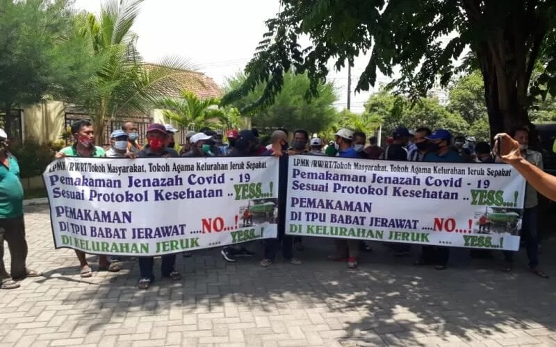  Sejumlah Pengurus RT di Surabaya Tolak Aturan Pemakaman Covid-19