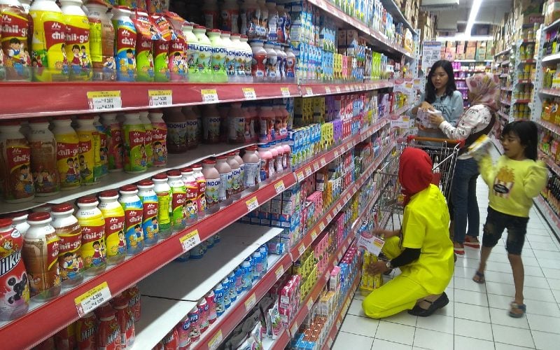   INDEKS KEYAKINAN KONSUMEN : Masyarakat Daerah Masih Pesimistis