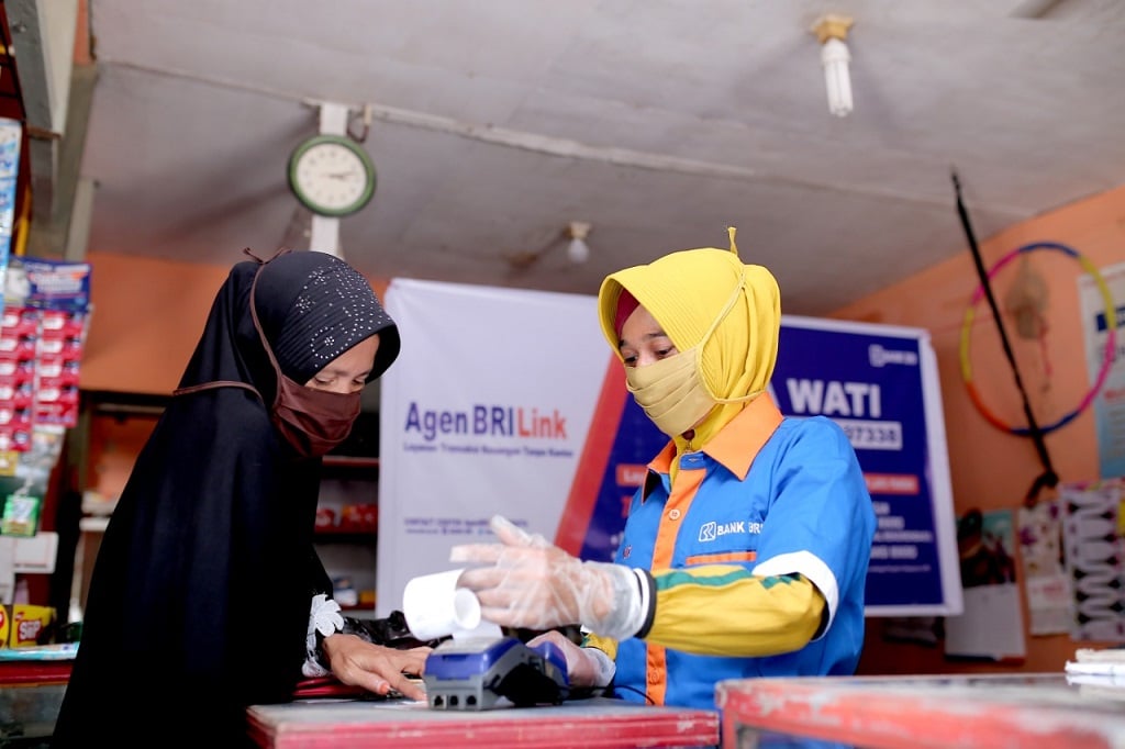  Pacu Pemulihan Ekonomi Nasional, BRI Gencarkan Transaksi Keuangan Masyarakat Lewat AgenBRILink