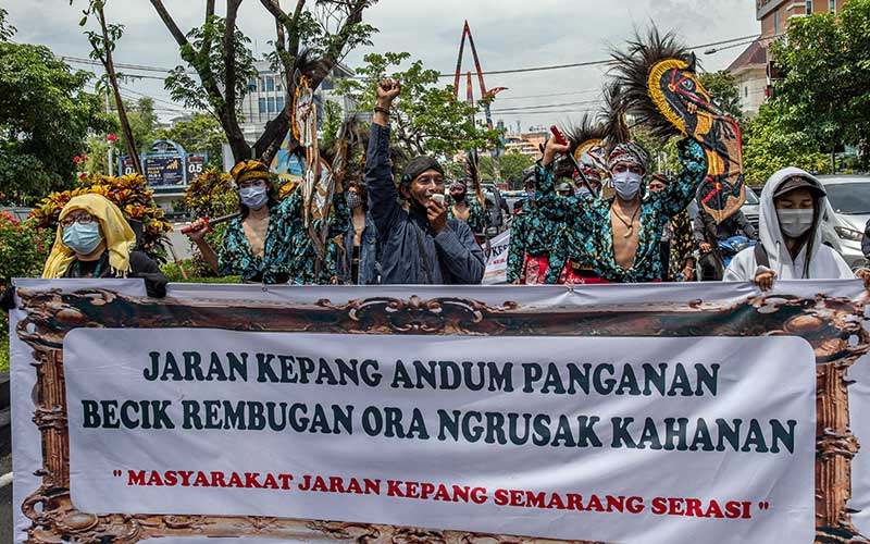  Seniman di Jawa Tengah Gelar Aksi Menolak Anarkisme saat Unjuk Rasa Penolakan UU Cipta Kerja