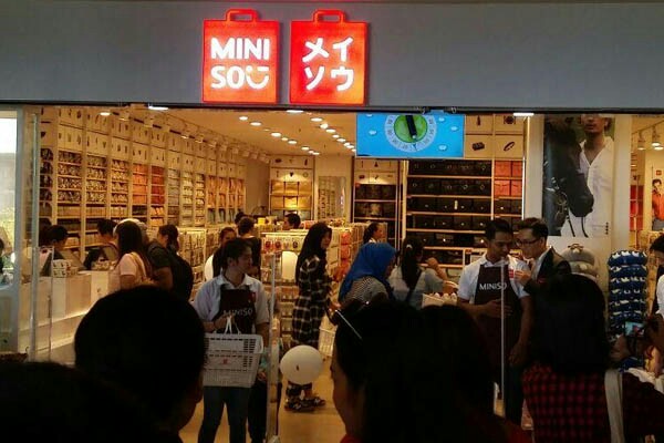  PERITEL GLOBAL : Abaikan Tensi AS-China, Miniso IPO di Bursa New York