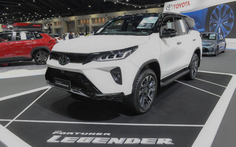  Lantaran Harga, Toyota Enggan Boyong Fortuner Legender ke Indonesia
