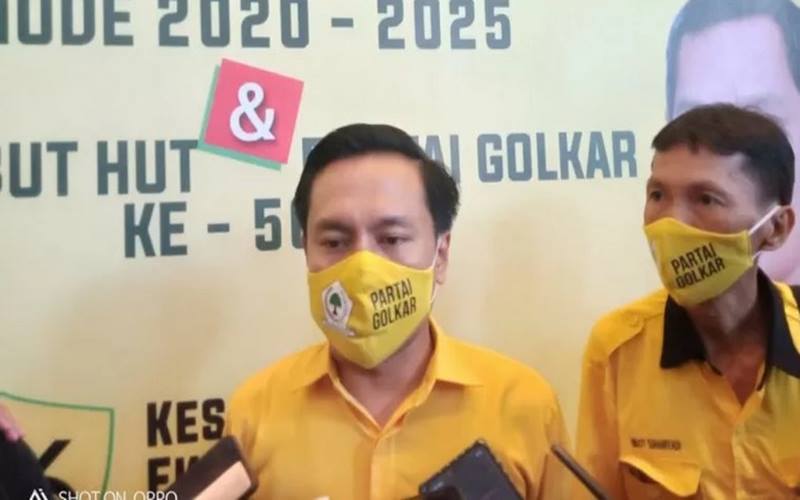  Pilkada Surabaya 2020: Geram! Ketua Golkar Unggah Status Sindir Wali Kota Risma?