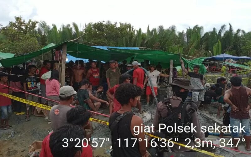  Lima Penambang Emas Tewas di Lubang