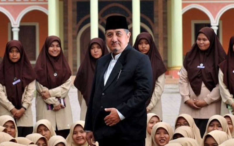  Kenang Mendiang KH Abdullah Syukri Zarkasyi, SBY: Sahabat Saya