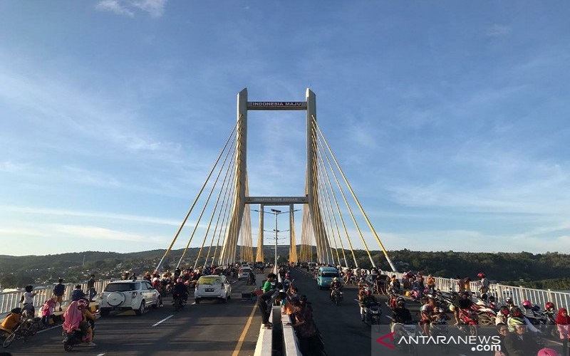  Buruan Rekreasi ke Jembatan Teluk Kendari, Hanya Dibuka Seminggu