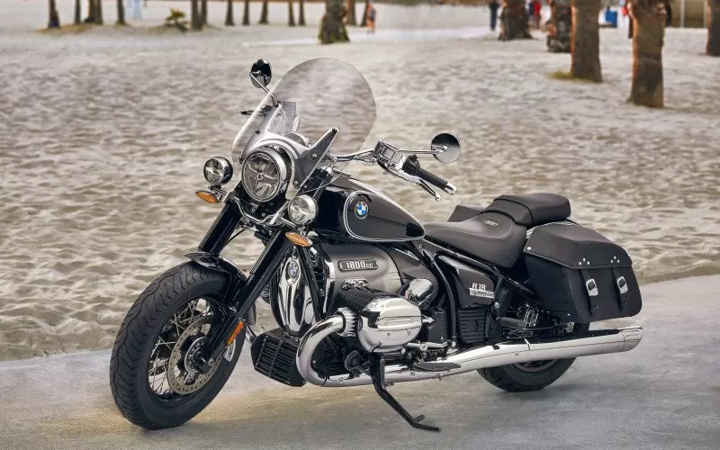  Bermesin Big Boxer, BMW R18 Classic Tourer Bangkitkan Nostalgia