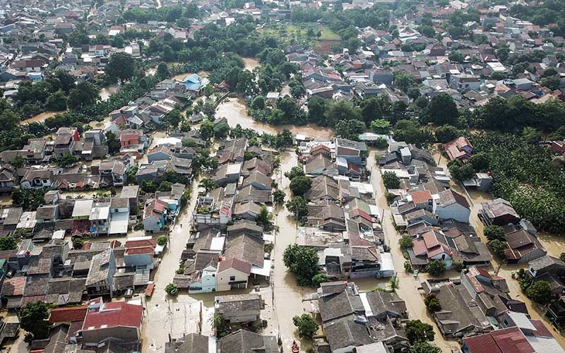  Kali Cikeas Meluap, Sejumlah Wilayah di Bekasi Terendam Banjir