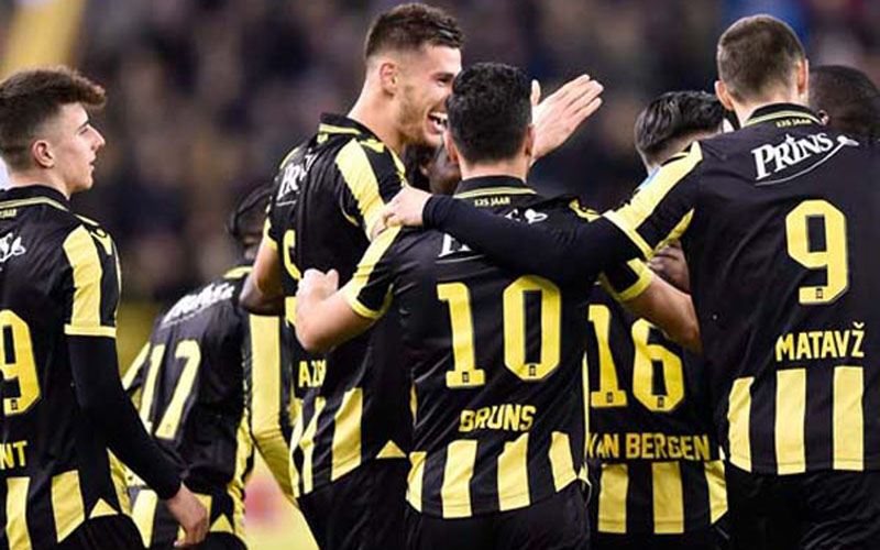 Hasil Liga Belanda, Vitesse Beri PSV Eindhoven Kekalahan Pertama