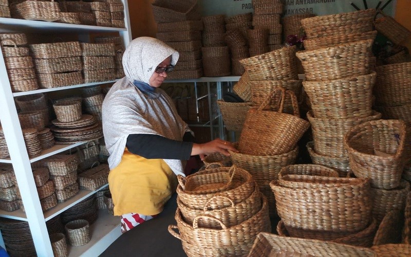  Tentang Seseorang yang Menghidupkan Harapan Para Pengrajin Lanraki