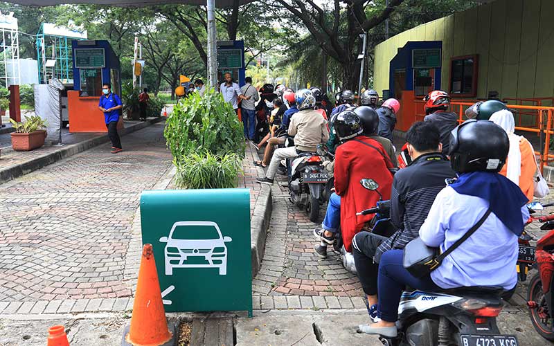  Kawasan Ancol Dipadati Wisatawan saat Libur Nasional dan Cuti bersama