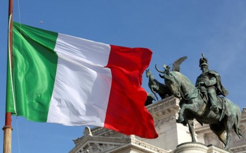  Italia Bakal Tambah Modal Bank Tertua di Dunia US$1,75 Miliar?