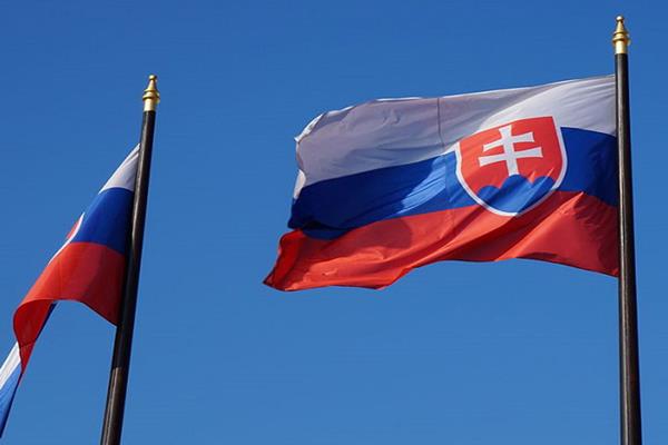  Slovakia Berlakukan Tes Covid-19 Massal, Militer Pun Turun Tangan 
