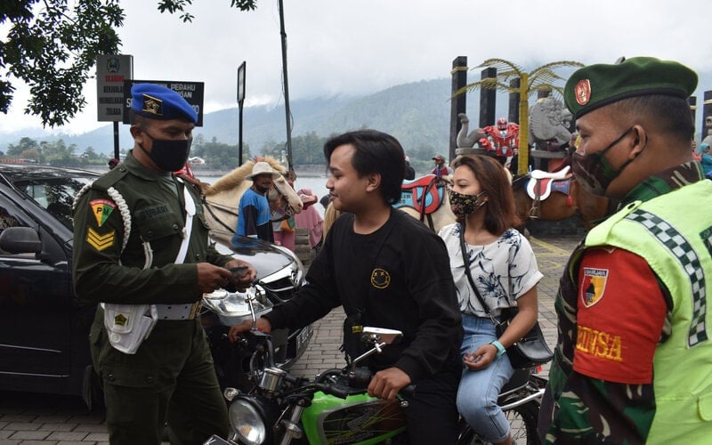  Libur Panjang Geliatkan Wisata di Jawa Timur, Ini Tanggapan Khofifah