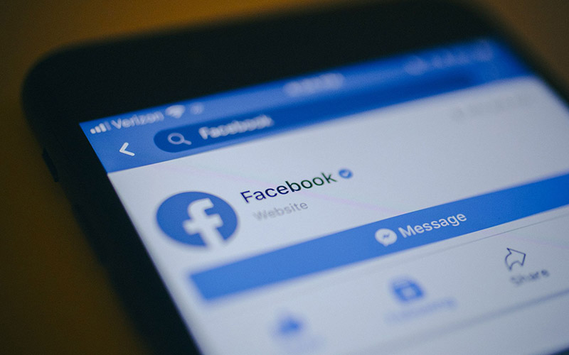  Facebook dan TikTok Blokir Tagar Konspirasi Pilpres AS