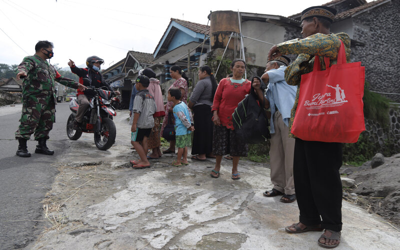  Gunung Merapi Siaga, Hewan Liar Mulai Turun