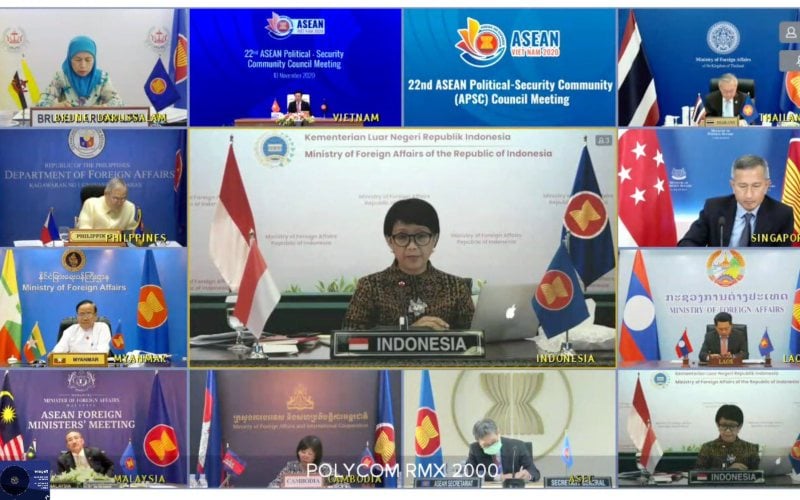  Menlu Retno Usul Cetak Biru Politik-Keamanan Asean Dikaji Ulang