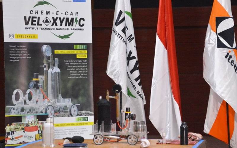  Mobil Kimia Veloxymic Itenas Raih Juara Tiga dalam ChemCar 2020 Jerman