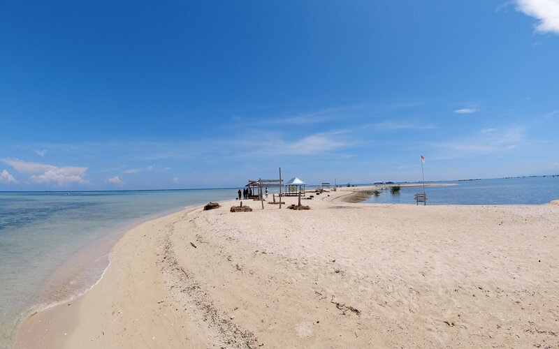  Berlibur ke Gili Putih Bali Barat Serasa Berada di Pulau Pribadi