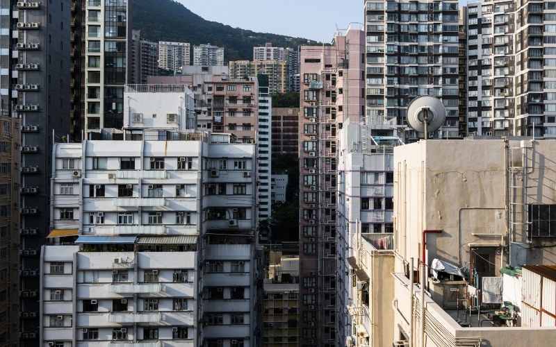 Ilustrasi - Bangunan residensial di Hong Kong, Sabtu (11/5/2019)./Bloomberg-Justin Chin