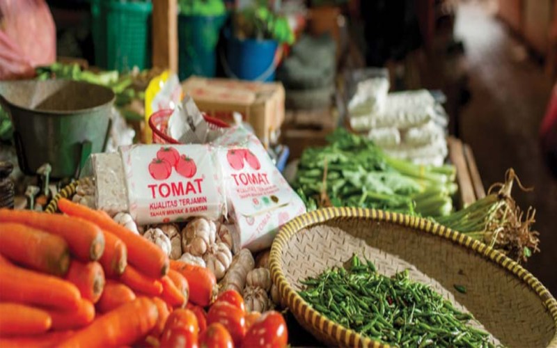 Kantong plastik merk Tomat, salah satu produk PT Panca Budi Idaman Tbk. (PBID). Istimewa