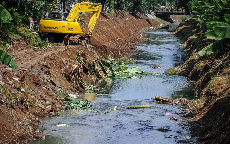  Antisipasi Banjir, Sungai Anak Citarum Mulai Dinormalisasi