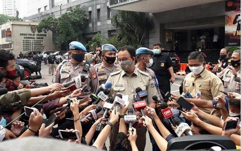  Hampir 10 Jam Diperiksa, Anies Dicecar 33 Pertanyaan di Polda Metro Jaya