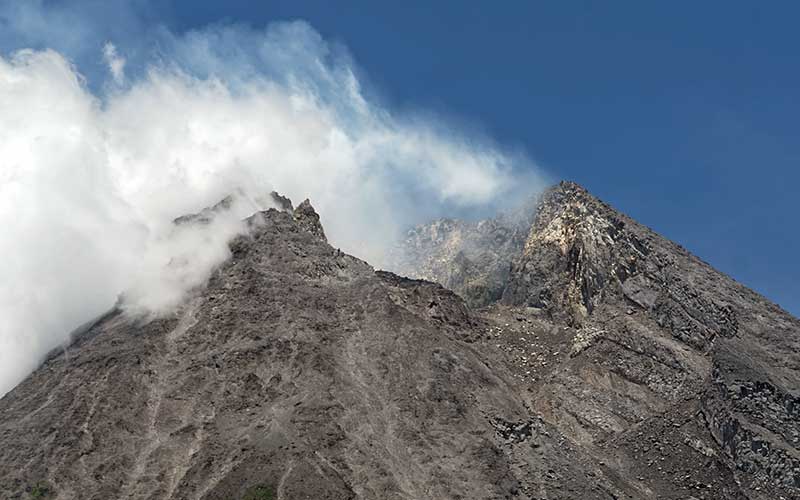  Gunung Merapi Menjadi Status Siaga Level III, Gempa Semakin Sering Terjadi