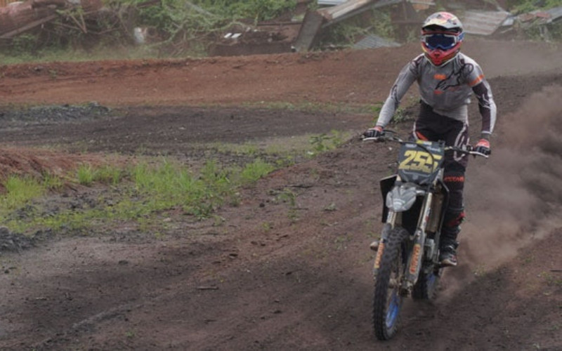  Hidden Valley Track, Lintasan Motocross di Bekas Pabrik Baja