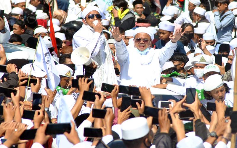  Ridwan Kamil: 5 Warga Megamendung Positif Akibat Kerumunan Massa FPI
