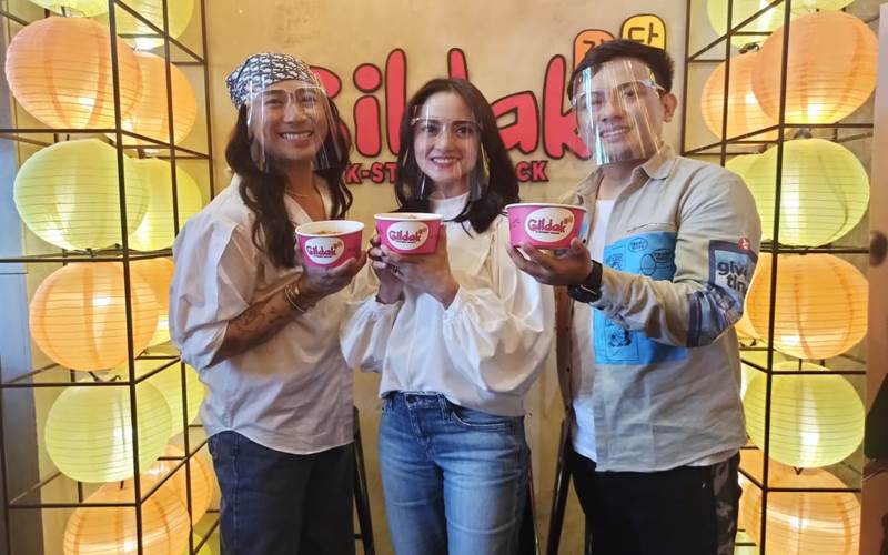  Artis Cantik Ririn Ekawati Buka Bisnis Kuliner Makanan Korea Gildak