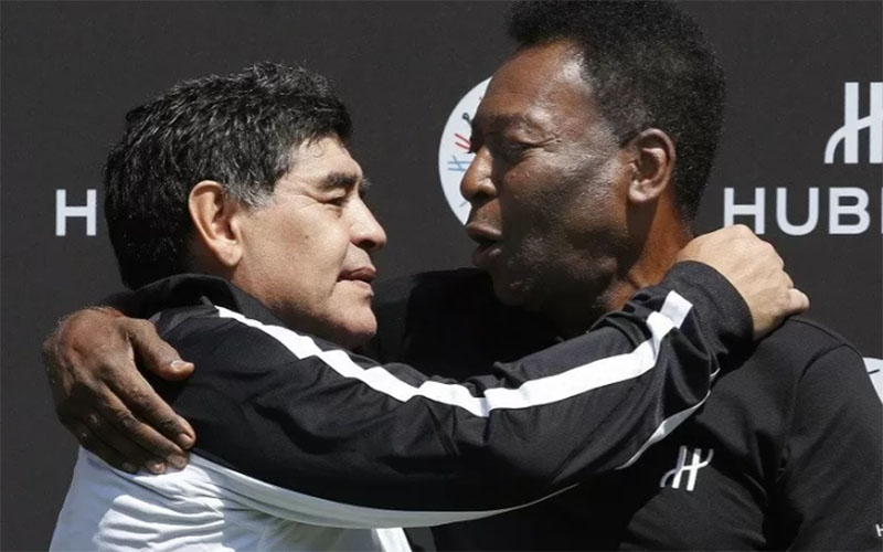  Maradona Meninggal Dunia, Begini Reaksi Pele sang Rival