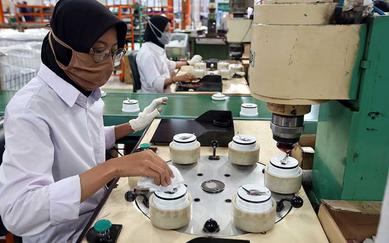  Faisal Basri : Industri Manufaktur Lanjutkan Pemulihan 2021