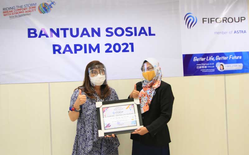  FIF Group Serahkan Bantuan Kepada 5 Yayasan Dari 5 Agama