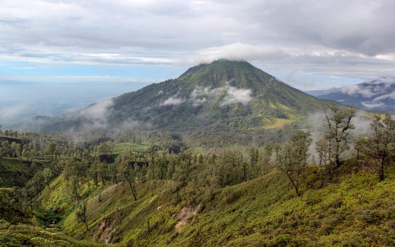  Jelajah Wisata Jatim, Pendaki ke Gunung Ijen Dimudahkan Fasilitas