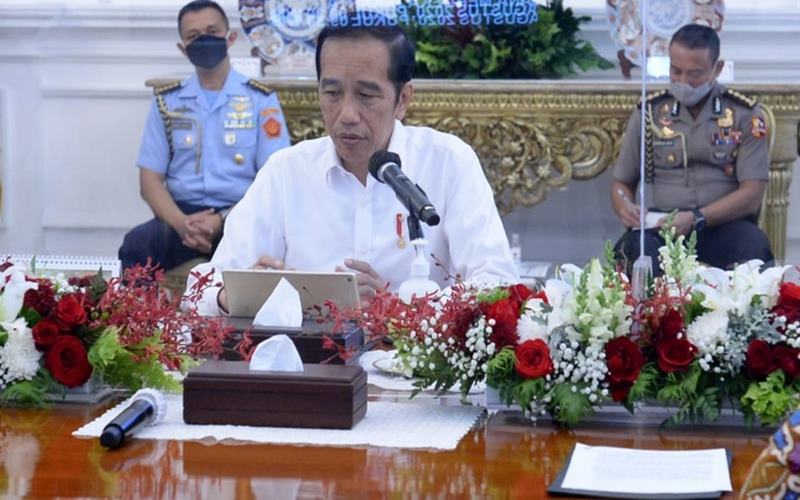  Jokowi Apresiasi Ketegasan Pangdam Jaya soal Penertiban Baliho