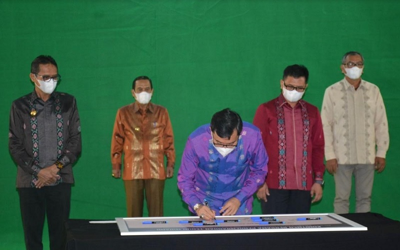  BI Sumbar Canangkan Transformasi Tenun Minang