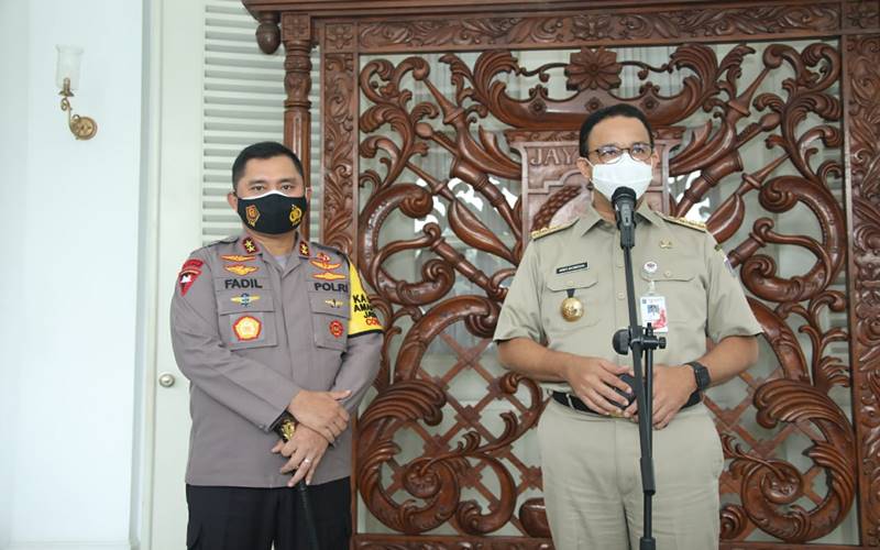  Anies: Kasus Covid-19 DKI Melonjak Setelah Warga Long Weekend ke Bandung dan Semarang