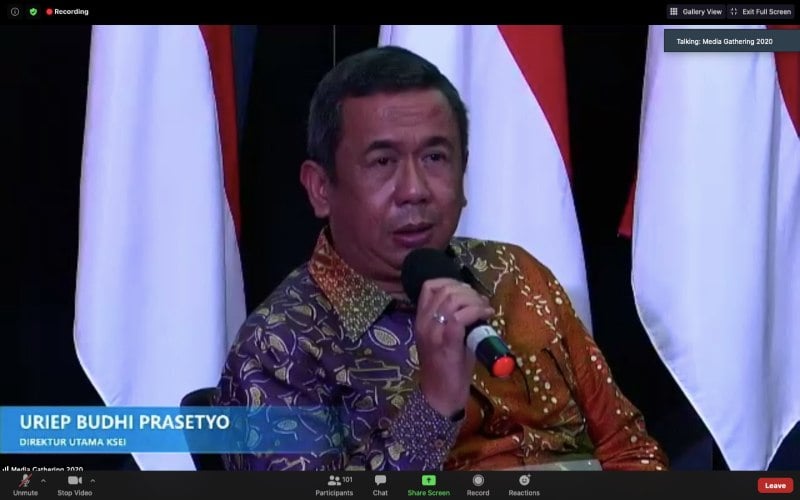 Direktur Utama PT Kustodian Sentral Efek Indonesia Uriep Budhi Prasetyo saat paparan dalam Media Gathering Pasar Modal 2020, Selasa (1/12/2020)