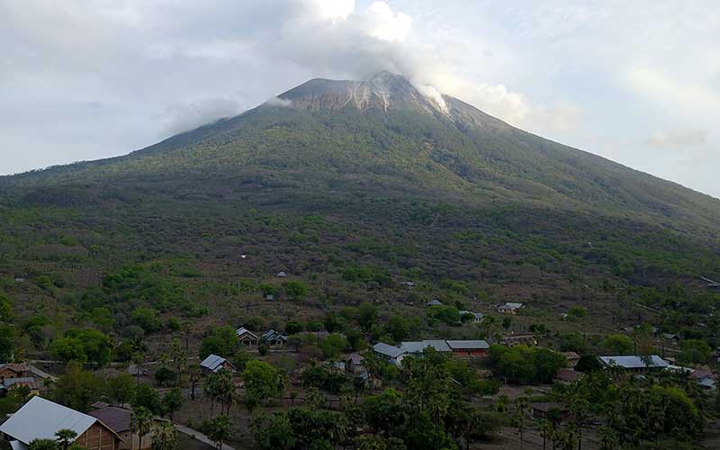  Gunung Ili Lewotolok Masih Sering Terjadi Erupsi