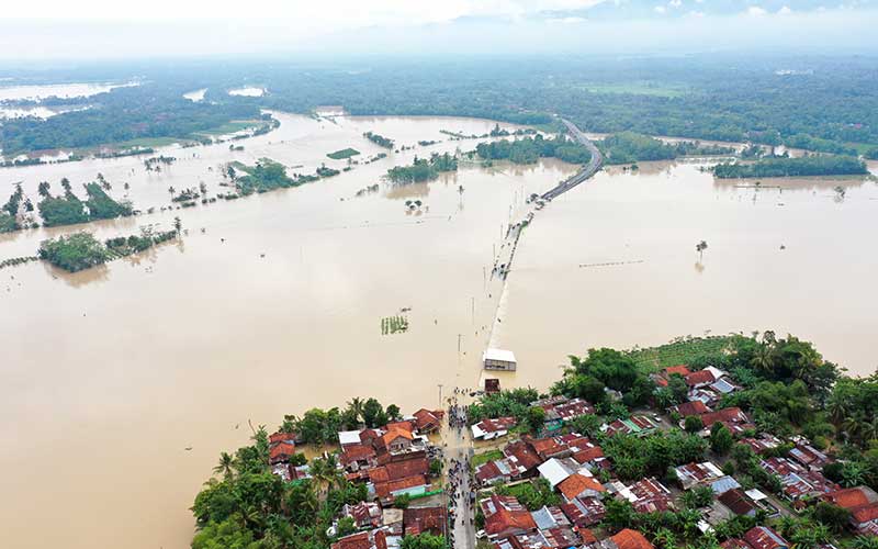  Banjir Putus Jalur Penghubung Kabupaten Banyumas-Purbalingga