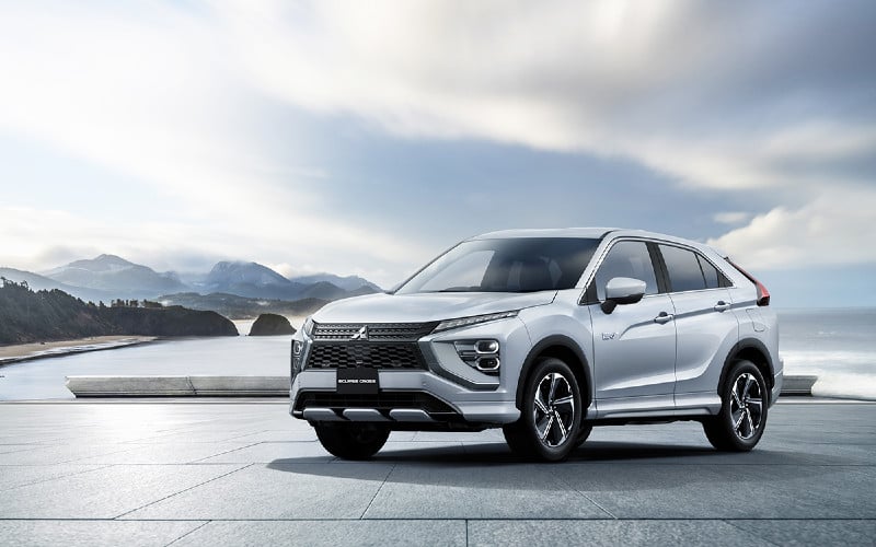  Mitsubishi Eclipse Cross PHEV Mulai Dipasarkan, Ini Spesifikasi dan Harganya