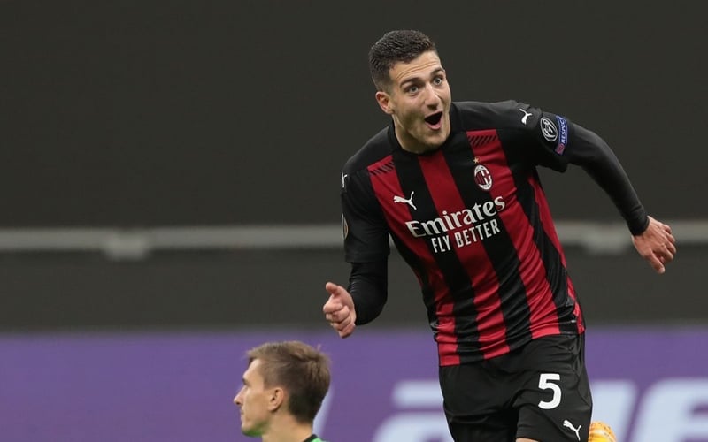  Berkembang di Milan, Dalot Ungkap Perbedaan Antara MU dengan Rossoneri