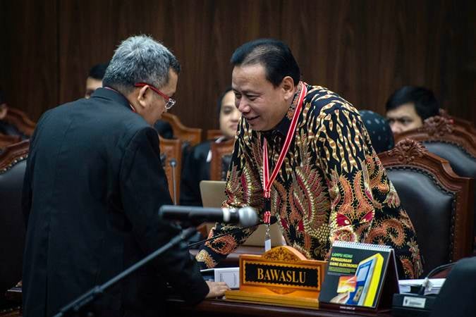  Rapat dengan Bawaslu, Berikut Catatan dari Komisi II DPR